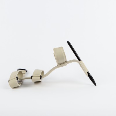 글씨쓰기 보조도구