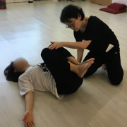 건강한 척추와 골반의 꽃피움 동작치료